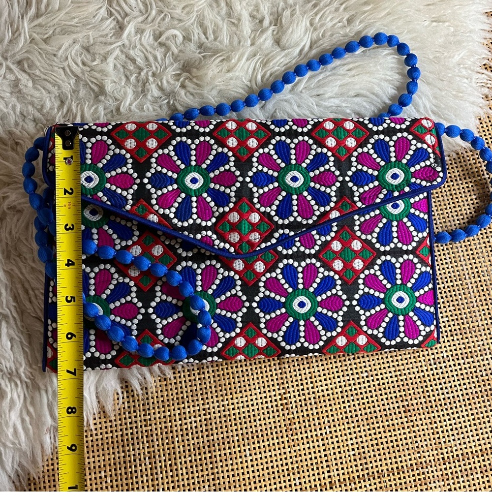 Colorful Handmade Purse 👛 - Picture 2 of 6